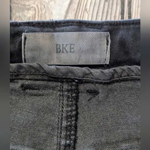 BKE size 26 black jeans with drawstring cord - Picture 6 of 9